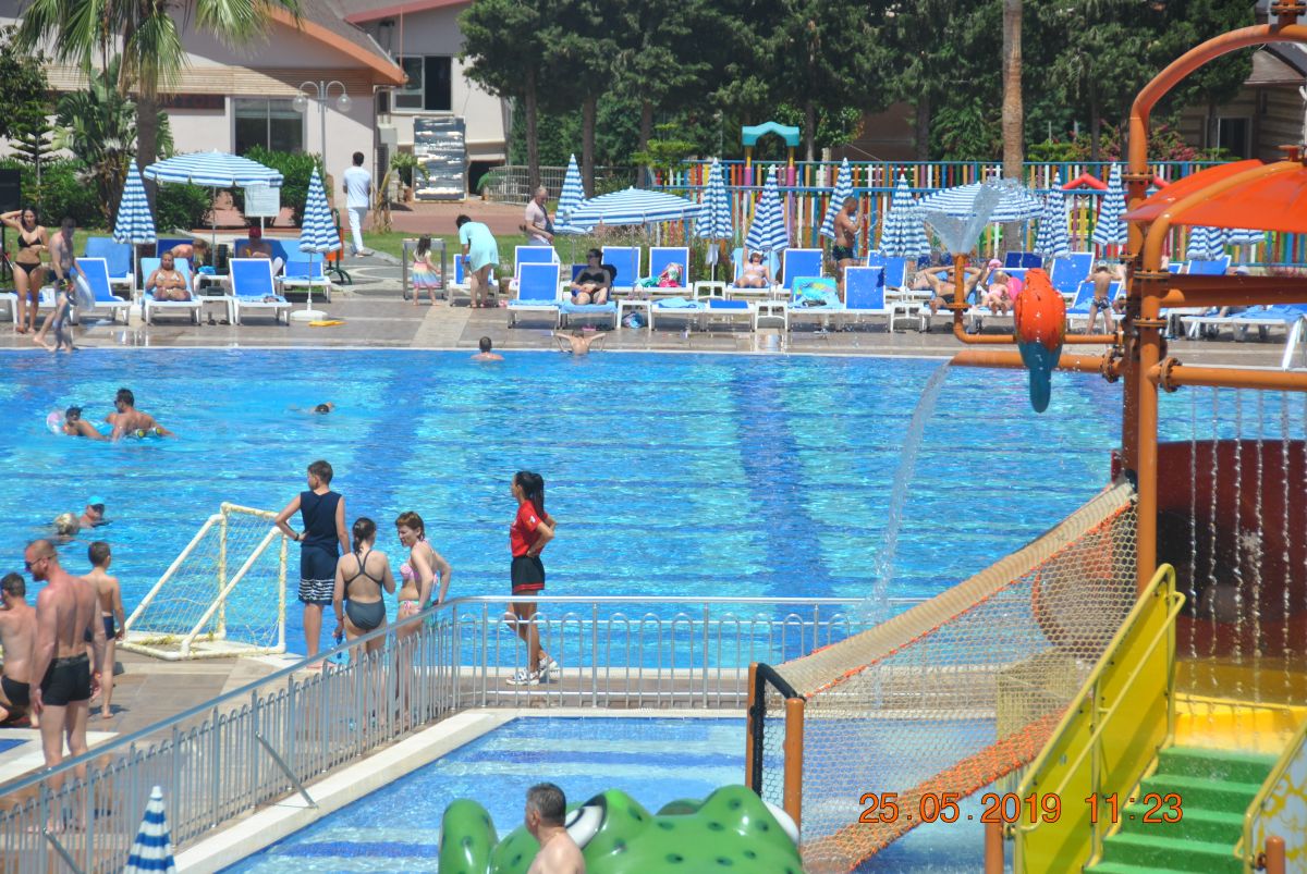 imagini hotel LONICERA RESORT